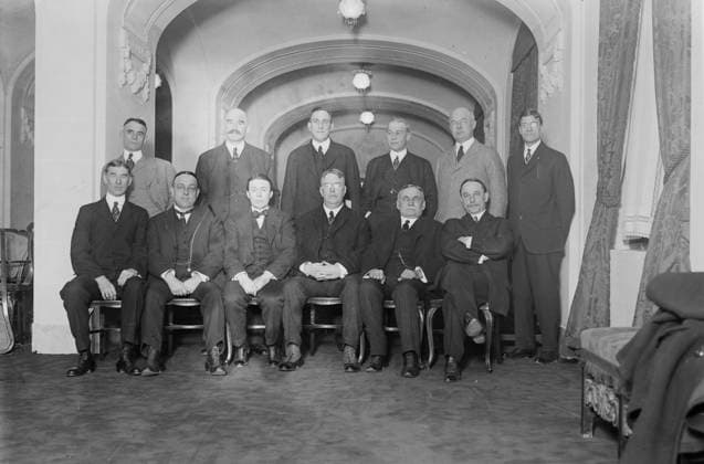 RECORD DATE NOT STATED American League (owners?), 1914. Copyright:xHeritagexArt HeritagexImagesxBainxNewsxServicex IMAGO, ! ACHTUNG: AUFNAHMEDATUM GESCHÄTZT!  Copyright:HeritagexArt HeritagexImagesxBainxNewsxServicex IMAGO