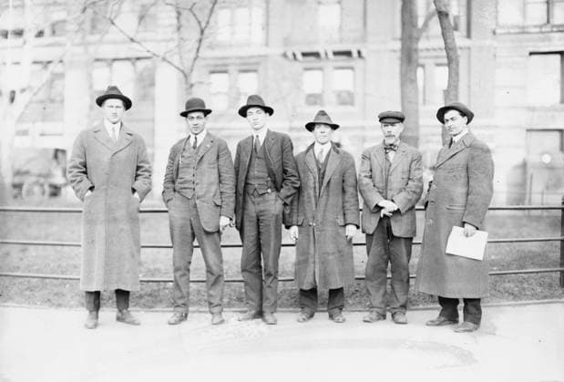 RECORD DATE NOT STATED Milo Woolman, Turner, Plunkett, Carron, Sullivan, between c1910 and c1915. Shows members of the Industrial Workers of the World (IWW), who were involved in the Lexington Avenue bombing of July 4, 1914, New York City. Copyright:xHeritagexArt HeritagexImagesxBainxNewsxServicex IMAGO, ! ACHTUNG: AUFNAHMEDATUM GESCHÄTZT!  Copyright:HeritagexArt HeritagexImagesxBainxNewsxServicex IMAGO