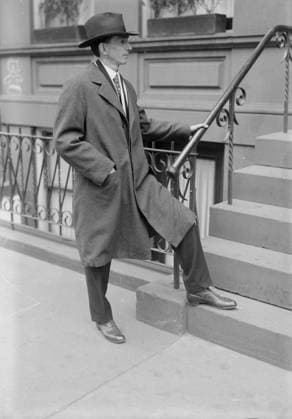 RECORD DATE NOT STATED C.W. Cadman, between c1915 and c1920. Shows American composer Charles Wakefield Cadman (1881-1946). Copyright:xHeritagexArt HeritagexImagesxBainxNewsxServicex IMAGO, ! ACHTUNG: AUFNAHMEDATUM GESCHÄTZT!  Copyright:HeritagexArt HeritagexImagesxBainxNewsxServicex IMAGO