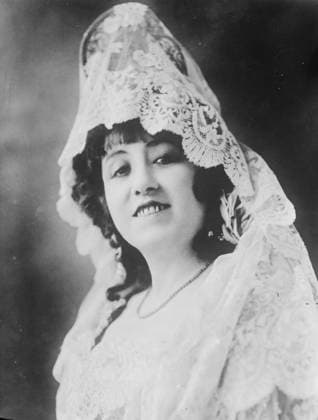 RECORD DATE NOT STATED Adela Vivero, 1919. Shows Adela Vivero, an actress and ballerina at the Spanish Theatre production in New York City. Copyright:xHeritagexArt HeritagexImagesxBainxNewsxServicex IMAGO, ! ACHTUNG: AUFNAHMEDATUM GESCHÄTZT!  Copyright:HeritagexArt HeritagexImagesxBainxNewsxServicex IMAGO