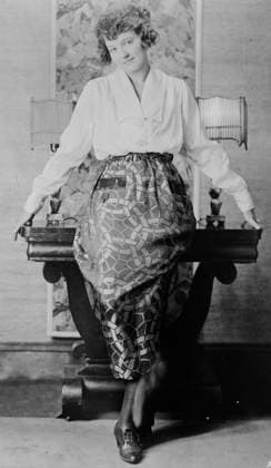 RECORD DATE NOT STATED Doris Kenyon, between c1915 and c1920. Shows American actress Doris Margaret Kenyon (1897-1979). Copyright:xHeritagexArt HeritagexImagesxBainxNewsxServicex IMAGO, ! ACHTUNG: AUFNAHMEDATUM GESCHÄTZT!  Copyright:HeritagexArt HeritagexImagesxBainxNewsxServicex IMAGO