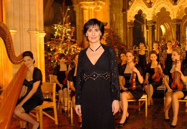 The filming of an Enya Christmas Special for Japanese TV in Christchurch, Dublin - 03 December 2007 FAM22112 Copyright: x FAMOUSx 08390571