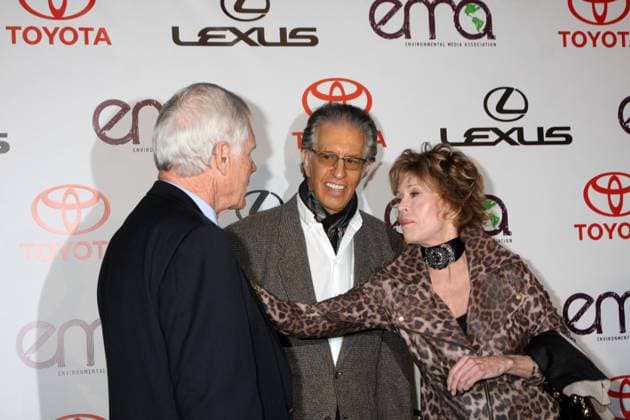 arrives at the 2010 Environmental Media Awards LOS ANGELES - OCT 16: Ted Turner, RIchard Perry, Jane Fonda arrives at the 2010 Environmental Media Awards at Warner Brothers Studios on October 16, 2010 in Burbank, CA Burbank CA USA EDITORIAL USE ONLY Copyright: xx KathyxHutchinsx khphotos345719
