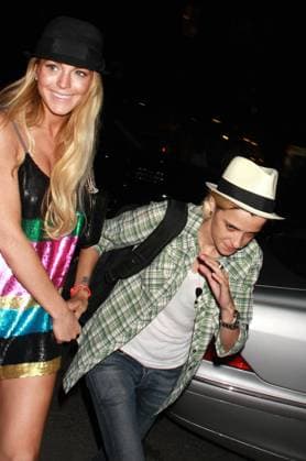Lindsay Lohan and Samantha Ronson spotted out and about in New York City - 17 July 2008 FAM23648 Copyright: x FAMOUSx 08440130