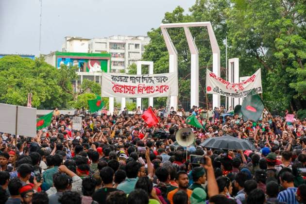 New Protests In Bangladesh Kill 2 - Dhaka Bangladeshi Students, teachers, parents, artist, representatives of civil society and leaders of various student organizations join a mass demonstration in Dhaka, Bangladesh, 02 August 2024. Thousands of people took part in a nationwide prayer and student procession to protest the massacre and mass arrests following recent protests by the Quota Reform Movement, which is demanding reforms to the government s job quota system. Authorities in Bangladesh have announced a gradual easing of a curfew imposed on July 20 after violence erupted in Dhaka and other regions following mass protests last week, allowing offices to open and some activities to take place, and partially restoring telecommunications  Copyright: xSuvraxKantixDas ABACAx