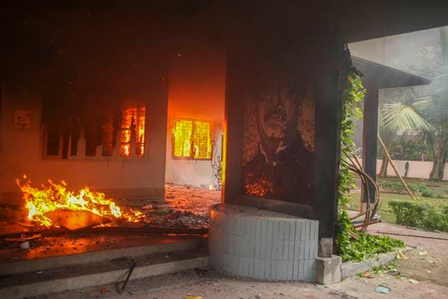 August 5, 2024, Dhaka, Dhaka, Bangladesh: The Bangabandhu Memorial Museum is set on fire by anti-government protestors in Dhaka on August 5, 2024. Protests in Bangladesh that began as student-led demonstrations against government hiring rules in July culminated on August 5, in the prime minister fleeing and the military announcing it would form an interim government. Dhaka Bangladesh - ZUMAj163 20240805_zip_j163_033 Copyright: xAbuxSufianxJewelx