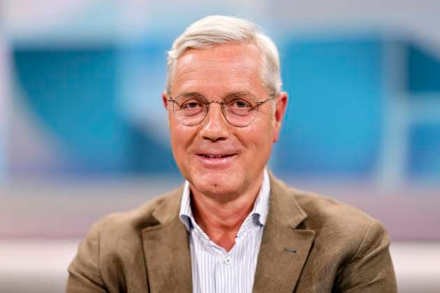 Entertainment Themen der Woche KW32 Politiker Norbert Röttgen (CDU) in der ARD-Talkshow hart aber fair in den WDR-Studios Köln. Köln, 05.08.2024 NRW Deutschland *** Politician Norbert Röttgen CDU on the ARD talk show hart aber fair in the WDR studios Cologne Cologne, 05 08 2024 NRW Germany Copyright: xChristophxHardtx