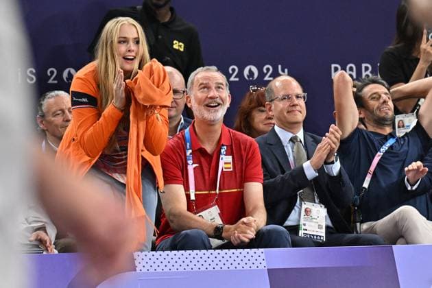 Paris 2024 - Royals Attend Basketball 3x3 Final - Pierre King Felipe VI of Spain and Princess Catharina-Amalia Beatrix of the Netherlands during Men s Gold Medal Game of the 3x3 Basketball between France and Netherlands on La Concorde 1 during the Paris 2024 Olympics Games on August 5, 2024 in Paris, France. Photo by Laurent Zabulon ABACAPRESS.COM Paris France  Copyright: xZabulonxLaurent ABACAx