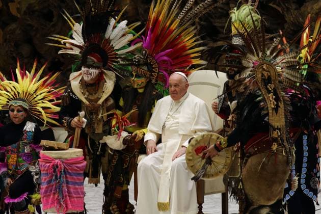 Bilder des Jahres 2024, News 08 August News Themen der Woche KW32 News Bilder des Tages August 7, 2024 - POPE FRANCIS with folk group from Monterei during his wednesday General Audience in Paul VI Hall at the Vatican. EvandroInetti_via ZUMA Wire Vatican City State - ZUMAi15_ 20240807_zaf_i15_005 Copyright: xEvandroxInettix