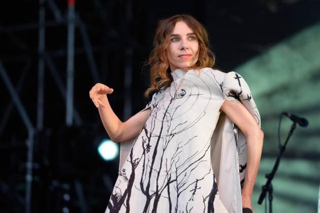 Entertainment Themen der Woche KW32 Entertainment Bilder des Tages oyafestivalen 2024 Oslo 20240807. Den britiske artisten PJ Harvey pa scenen under oyafestivalen i Oslo onsdag kveld. Foto: Terje Bendiksby NTB Oslo Norge 2fvC_RBf_A8 EDITORIAL USE ONLY Ref:_ENT2fvC_RBf_A8.jpg *** oyafestivalen 2024 Oslo 20240807 The British artist PJ Harvey on stage during the oyafestival in Oslo Wednesday night Photo Terje Bendiksby NTB Oslo Norway 2fvC RBf A8 EDITORIAL USE ONLY Ref ENT2fvC RBf A8 jpg  Copyright: xTerjexBendiksbyx xNTBx