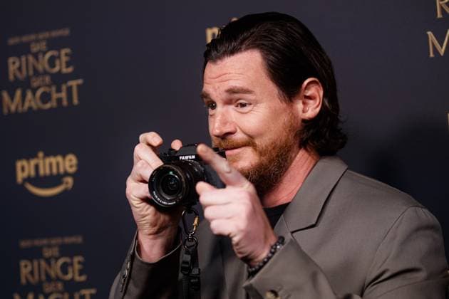 Bilder des Jahres 2024, Entertainment 08 August Entertainment Themen der Woche KW32 Photocall - Die Ringe der Macht Benjamin Walker beim Photocall zur Amazon Prime Serie Die Ringe der Macht Staffel 2 in der AchtBerlin Event Location am 08.08.2024 *** Photocall The Rings of Power Benjamin Walker at the photocall for the Amazon Prime series The Rings of Power Season 2 at the AchtBerlin event location on 08 08 2024 Copyright: xEventpressxKochanx