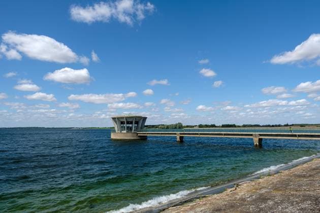 Cambridgeshire The dam end of Grafham water , Cambridgeshire. United Kingdom. 08 August 2024, Credit:Mark Fairhurst Avalon GBR, Cambridgeshire, Huntingdon  Copyright: xMarkxFairhurstx xAvalonx 0897535073