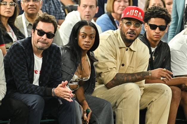 Paris 2024 - Jimmy Fallon At France v USA Basketball Final Jimmy Fallon, Sha Carri Richardson and Carmelo Anthony attend the Men s Basketball Final Gold Medal game between Team France and Team United States on day fifteen of the Paris 2024 Summer Olympic Games at Bercy Arena on August 10, 2024 in Paris, France. Photo by Laurent Zabulon ABACAPRESS.COM Paris France  Copyright: xZabulonxLaurent ABACAx