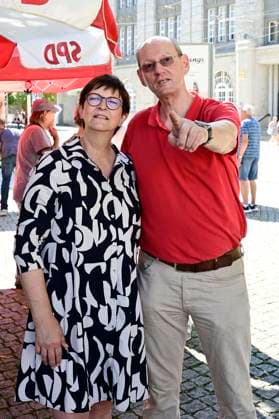 Saskia Esken und Harald Baumann-Hasske bei einer Wahlkampfveranstaltung der SPD zur Landtagswahl in Sachsen auf dem Postplatz. Görlitz, 10.08.2024 *** Saskia Esken and Harald Baumann Hasske at an SPD campaign event for the state election in Saxony on Postplatz Görlitz, 10 08 2024 Foto:xM.xWehnertx xFuturexImagex esken_4803