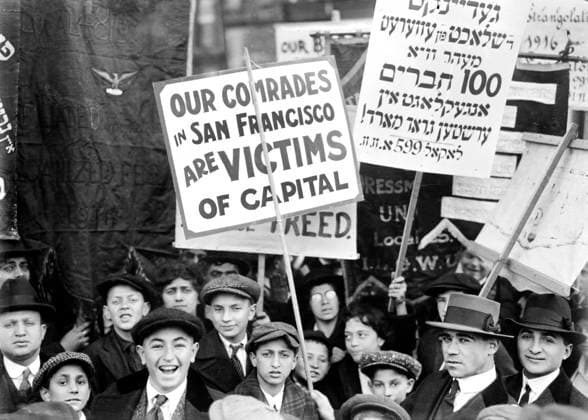 Group of People at Labor Sympathy Parade, New York City, New York, USA, Bain News Service, December 2, 1916  Copyright: xCircaxImagesx ghi-circa02492