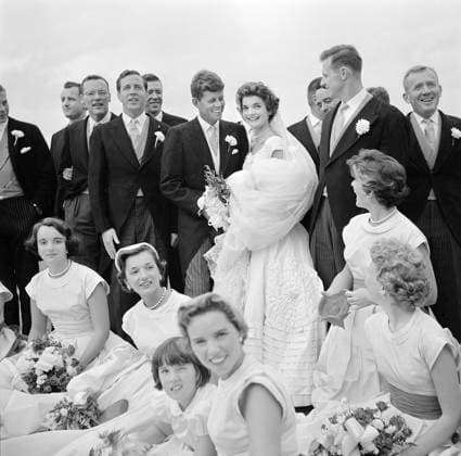 Jackie Bouvier Kennedy and John F. Kennedy, in Wedding Attire, with Members of Wedding Party, Newport, Rhode Island, USA, by Toni Frissell, September 12, 1953  Copyright: xCircaxImagesx ghi-circa02617