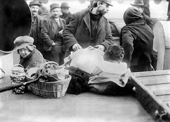 Polish emigrants onboard S.S. President Grant, New York City, New York, USA, Bain News Service, November 1907  Copyright: xCircaxImagesx ghi-circa02949