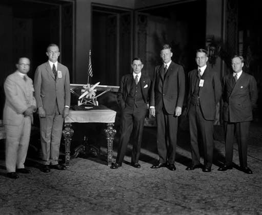 American aviator Charles Lindbergh with Lindbergh reception committee members after successful non-stop trans-atlantic flight, Washington DC, USA, Harris & Ewing, June 1927  Copyright: xCircaxImagesx ghi-circa03431