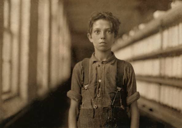 Jo Bodeon, a back roper in mule room, half-length portrait, Chace Cotton Mill, Burlington, Vermont, USA, Lewis Hine for National Child Labor Committee, May 1909  Copyright: xCircaxImagesx ghi-circa04204
