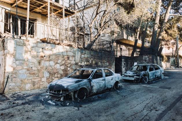 News Themen der Woche KW33 News Bilder des Tages Griechenland, Waldbrände bei Athen reportage sur les incendies au portes dAthènes en Grèce, le 1 PHOTOPQR LE PARISIEN Philippe Labrosse proximité dAthenes 13 08 2024 reportage sur les incendies au portes dAthènes en Grèce, le 13 aout 2024 wildfire in the area of Vrilissia close to Athens city, Greece, 13 August 2024 proximité dAthenes France  Copyright: xPHOTOPQR LExPARISIEN MAXPPPxPhilippexLabrossex 20240813LPA7739 20240813LPA7739