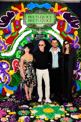 Beetlejuice Beetlejuice Photocall - Mexico City (L-R) Jenna Ortega, Michael Keaton, Justin Theroux and Monica Bellucci Posing for photos during the Beetlejuice Beetlejuice film Photocall at Mexico City Four Season Hotel. Mexico City, Mexico, August 13, 2024. Photo by Carlos Tischler Eyepix Group ABACAPRESS.COM Mexico City Mexico  Copyright: xTischlerxCarlos Eyepix ABACAx