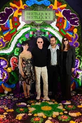 Beetlejuice Beetlejuice Mexico City Premiere (L-R) Jenna Ortega, Michael Keaton, Justin Theroux and Monica Bellucci Posing for photos during the Beetlejuice Beetlejuice film Photocall at Mexico City Four Season Hotel. August 13, 2024 in Mexico City, Mexico. Mexico City CDMX Mexico Copyright: xCarlosxTischlerx