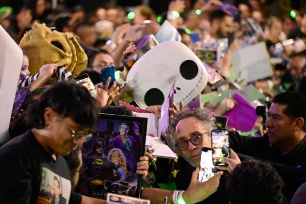 August 14, 2024, Mexico City, Ciudad de Mexico, Mexico: American Director Tim Burton attends the black carpet of Beetlejuice Beetlejuice Fan Event at Cinepolis Toreo Parque Central. on August 14, 2024 in Mexico City, Mexico. Mexico City Mexico - ZUMAe321 20240814_zea_e321_068 Copyright: xCarlosxTischler xEyepixxGroupx