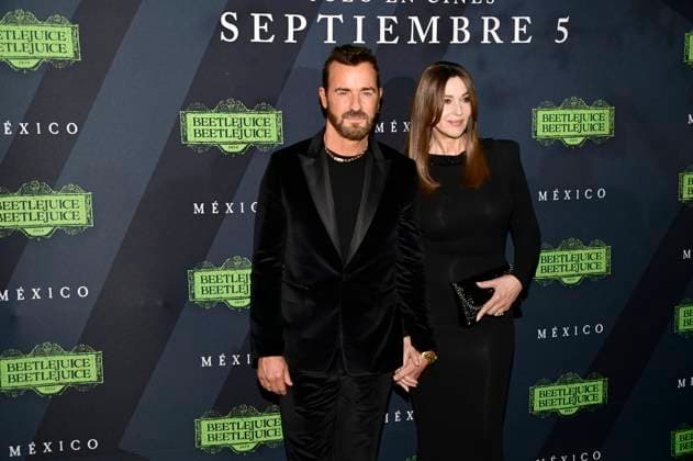 August 14, 2024, Mexico City, Ciudad de Mexico, Mexico: American actor Justin Theroux and Italian actress Monica Bellucci attend the black carpet of Beetlejuice Beetlejuice Fan Event at Cinepolis Toreo Parque Central. on August 14, 2024 in Mexico City, Mexico. Mexico City Mexico - ZUMAe321 20240814_zea_e321_090 Copyright: xCarlosxTischler xEyepixxGroupx