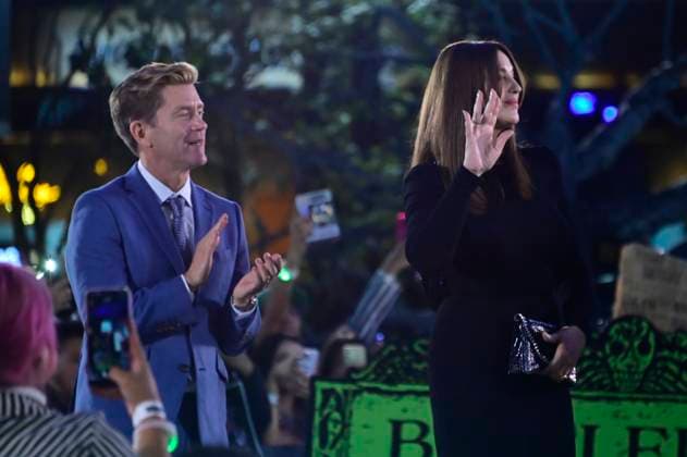 August 14, 2024, Mexico City, Ciudad de Mexico, Mexico: Tommy Harper and Monica Bellucci attend the black carpet of Beetlejuice Beetlejuice Fan Event at Cinepolis Toreo Parque Central. on August 14, 2024 in Mexico City, Mexico. Mexico City Mexico - ZUMAe321 20240814_zea_e321_111 Copyright: xCarlosxTischler xEyepixxGroupx