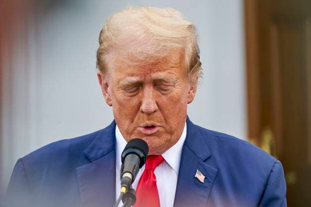 News Themen der Woche KW33 News Bilder des Tages Former US President Donald Trump speaks during a press conference at Trump National Golf Club in Bedminster, New Jersey on Thursday, August 15, 2024. The former president s family business is seeking to build residences and retail inside the Trump National Doral Miami resort, according to documents posted on a City of Doral website.  WAX20240815253 BingxGuan