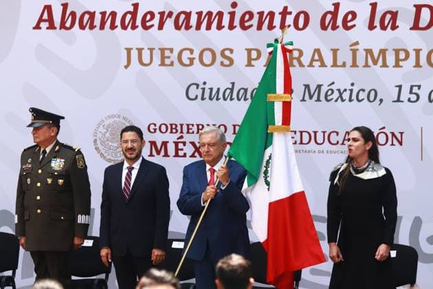 Flag-Bearing Ceremony for the Mexican Paralympic athletes to Paralympic Games Paris 2024 (L-R) Minister of Mexican Army Luis Cresencio Sandoval, Mexico City Head of Government Marti Batres, Mexican President Andres Manuel Lopez Obrador and Director of the National Commission for Physical Culture and Sport of Mexico (CONADE) Ana Gabriela Guevara during the flag-bearing ceremony for the Mexican Paralympic athletes that will participate in Paralympic Games Paris 2024, at the National Palace. on August 15, 2024 in Mexico City, Mexico. (Photo by Carlos Santiago Eyepix Group) Copyright: xCarlosxSantiago xEyepixxGroupx CS_15082024_127684
