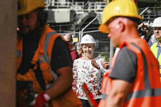 News Themen der Woche KW33 News Bilder des Tages Klärwerk Ruhleben bekommt Zusatz-Technik gegen Keime und Phosphor ** NUR FÜR REDAKTIONELLE ZWECKE ** EDITORIAL USE ONLY **<p>Pressetermin im Klärwerk Ruhleben zu neuer Technik zur weitergehenden Reinigung des Abwassers mit Wirtschaftssenatorin Franziska Giffey Sowie mit Christoph Donner, Vorstandschef Berliner Wasserbetriebe. Das Klärwerk Ruhleben bekommt Zusatz-Technik gegen Keime und Phosphor, fotografiert am 16.08.2024 in Berlin. Deutschland Berlin Berlin Copyright: MaurizioxGambarini *** Ruhleben sewage treatment plant gets additional technology against germs and phosphorus FOR EDITORIAL PURPOSES ONLY EDITORIAL USE ONLY p Press event at the Ruhleben sewage treatment plant on new technology for further purification of wastewater wit Copyright: MaurizioxGambarini doc7wrjfbzz0xwhjujyjo6 ,EDITORIAL USE ONLY
