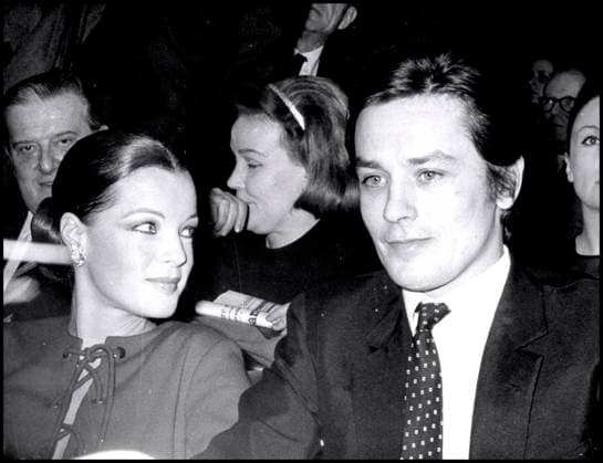 Aug 05, 1970 London, England, United Kingdom ALAIN DELON born 8 November 1935 is a Cesar Award winning French actor PICTURED with ROMY SCHNEIDER c 1960 70s 281667 1970 08 05 England Londres Royaume Uni Delon, Alain  Copyright: xVisualxbyxStarfacex STAR_281667_002