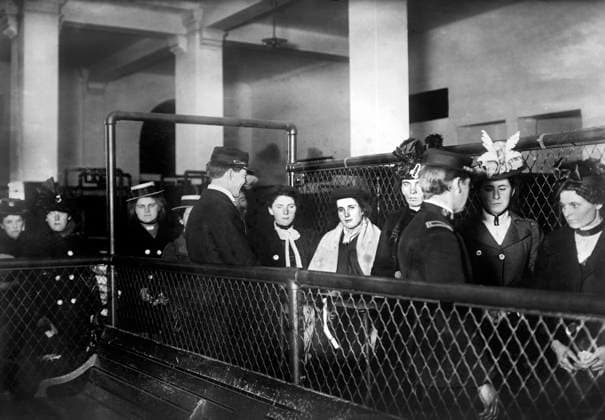 Group of arriving immigrants, Ellis Island, New York City, New York, USA, Bain News Service, 1910 s  Copyright: xCircaxImagesx ghi-circa12689