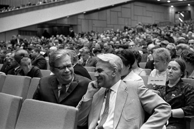 Bogolyubov and Keldysh 416465 01.07.1968 Academicians Nikolai Bogolyubov and Mstislav Keldysh, left to right, at the IV session of the Supreme Soviet. Lev Ivanov Sputnik Moscow Russia  Copyright: xLevxIvanovx