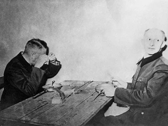 Nuremberg Trials 8742894 29.11.1945 The Nuremberg Trials were international trials of former leaders of Nazi Germany, which took place from November 20, 1945 to October 1, 1946 at the International Military Tribunal in the Palace of Justice in Nuremberg after the end of World War II. Defendants Alfred Jodl, right, and Wilhelm Keitel eat lunch in a temporary dining room adjacent to the courtroom. Nurnberg Germany  Copyright: xx