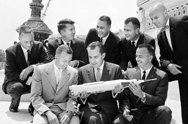 June 11, 2024, Washington, Dc, USA: U.S. Vice President Richard Nixon holding model of rocket with Mercury Seven astronauts (left to right) Gordon Cooper, Alan Shepard, back row: Scott Carpenter, Wally Schirra, Gus Grissom, Deke Slayton, John Glenn, on steps of the east front of U.S. Capitol Building, Washington, D.C., USA, Marion S. Trikosko, U.S. News & World Report Magazine Photograph Collection, May 28, 1959 Washington USA  - ZUMAg145 20240611_aza_g145_010 Copyright: xJTxVintagex