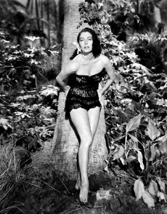 Ava Gardner, on-set of the Film The Little Hut , 1957  Copyright: xJTxVintagex jtv007346