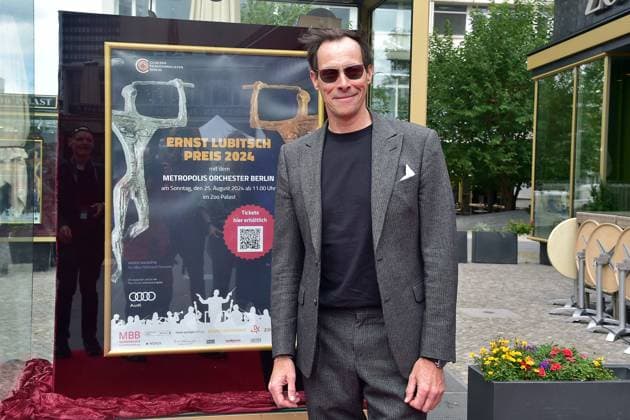 Verleihung des Ernst-Lubitsch-Preises 2024 Marc Hosemann Der Club der Filmjournalisten vergibt den Hauptpreis für die âBeste komödiantische Leistung in einem Kinofilm für seine von Komik und Melancholie gleichermaßen getragene Darstellung des ãTodÒ Ð mit dem weltlichen Namen Morten Ð in ãSophia, der Tod und ichÒ Ankunft, zur Verleihung des Ernst-Lubitsch-Preises 2024 im Rahmen einer Matinee im Berliner ZOO PALAST statt in Berlin, am 25.08.2024