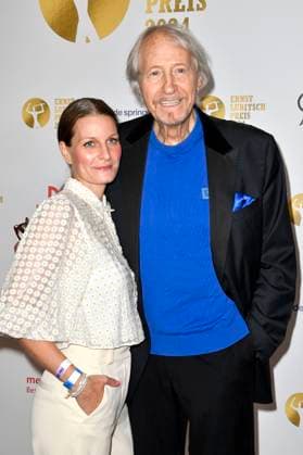 Reiner Schöne mit Ehefrau Anja bei der 66. Verleihung vom Ernst-Lubitsch-Preis 2024 im Zoo Palast. Berlin, 25.08.2024