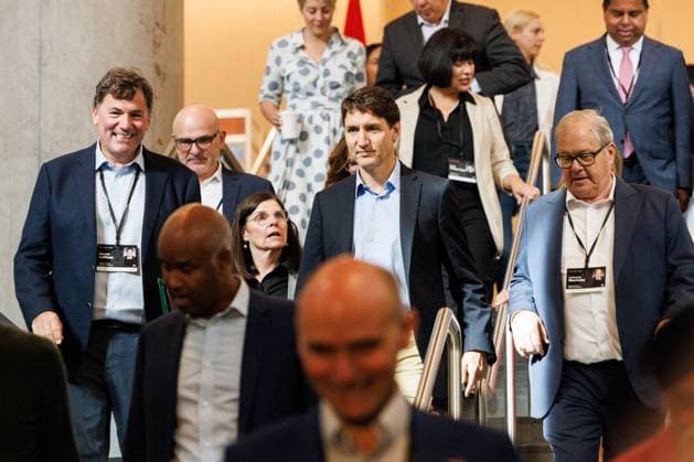 August 26, 2024, Halifax, Ns, Canada: Prime Minister Justin Trudeau and members of his cabinet arrive at the retreat in Halifax, Monday, Aug. 26, 2024. Halifax Canada  - ZUMAc35_ 20240826_zaf_c35_005 Copyright: xKellyxClarkx