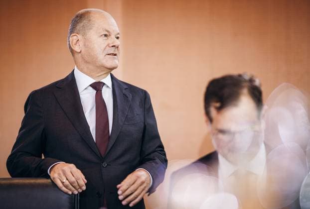 News Themen der Woche KW35 News Bilder des Tages Bundeskanzler Olaf Scholz, (SPD), aufgenommen im Rahmen der Kabinettssitzung im Bundeskanzleramt in Berlin, 28.08.2024. Berlin Deutschland *** Federal Chancellor Olaf Scholz, SPD , taken during the cabinet meeting at the Federal Chancellery in Berlin, 28 08 2024 Berlin Germany Copyright: xFelixxZahn photothek.dex