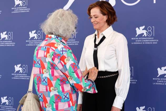 Sigourney Weaver beim Photocall anlässlich der Verleihung des Goldenen Löwen für das Lebenswerk auf der Biennale di Venezia 2024 81. Internationale Filmfestspiele von Venedig im Palazzo del Casino. Venedig, 28.08.2024