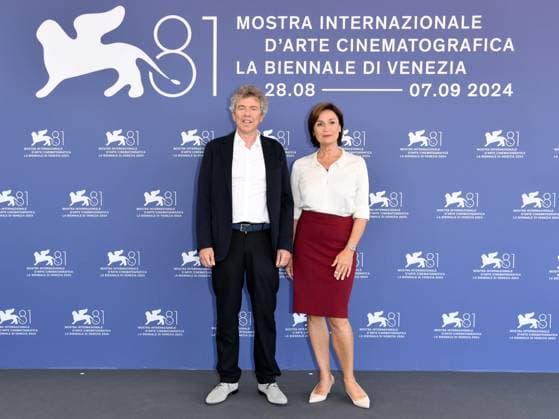Entertainment Bilder des Tages Venice, 81st Venice International Film Festival - day 2 - Photocall of the film Riefenstahl . In the photo Andres Veiel, Sandra Maischberger  Copyright: xAlbertoxTerenghix xipa-agency.nex xPoolxPhotoxEventsx04x IPA_Agency_IPA49168171
