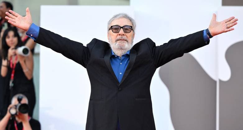 Entertainment Bilder des Tages August 31, 2024, Venice, ITALY: Italian director Gianni Amelio arrives for the premiere of Campo di Battaglia (Battleground) during the 81st Venice Film Festival in Venice, Italy, 31 August 2024. The movie is presented in official competition Venezia 81 at the festival running from 28 August to 07 September 2024. ANSA ETTORE FERRARI. Venice ITALY  - ZUMAa110 20240831_zaf_a110_084 Copyright: xEttorexFerrarix
