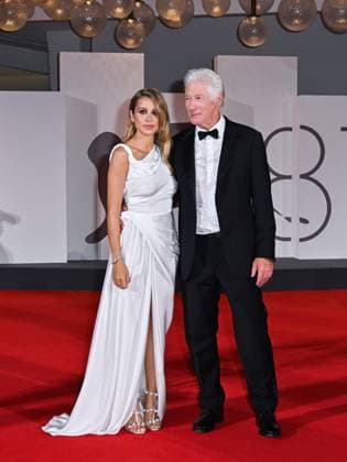 Venice, 81st Venice Film Festival 2024 - Sixth Evening. Red Carpet Filming Italy Award In the photo: Richard Gere and Alejandra Silva  Copyright: xManuelexMangiarottix xipa-agencyx xPoolxPhotoxEventsx04x IPA_Agency_IPA49266260