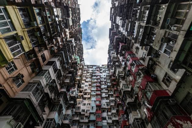 News Themen der Woche KW36 Monster Building in Hong Kong HONG KONG, CHINA - AUGUST 7, 2017 - The Monster Building in Hong Kong, China, August 7, 2017. Hong Kong Hong Kong China  Copyright: xCFOTOx i1725370035755