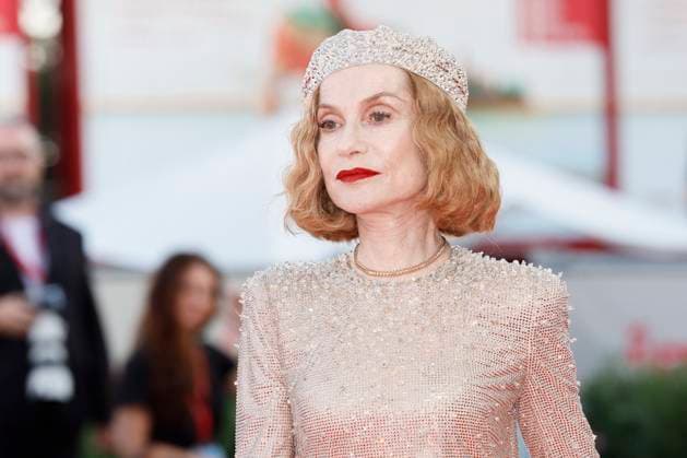 Entertainment Bilder des Tages 81st Mostra - Queer Screening Isabelle Huppert attends the Queer red carpet during the 81st Venice International Film Festival on September 03, 2024 in Venice, Italy. Photo by Marco Piovanotto ABACAPRESS.COM Venice Italy  Copyright: xPiovanottoxMarco ABACAx