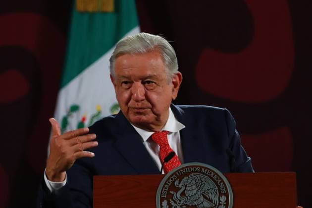 Lopez Obrador Celebrates Approval Of Judicial Reform - Mexico City Mexican President Andres Manuel Lopez Obrador, speaks about the approval of the reform of the judiciary as well as the minimization of the peso s fall against the dollar, during the briefing conference at the National Palace. Mexico City, Mexico, September 4, 2024. Lopez Obrador, paused to talk about the reform to the Judicial Branch, which was approved by the Deputies in general, before his appearance with the media and during the same in particular. After it was announced that it would now go to the Senate of the Republic, AMLO congratulated the representatives of Morena and its allies that make up the Chamber of Deputies for this fact, which he considered to be something Copyright: xEyepix ABACAx