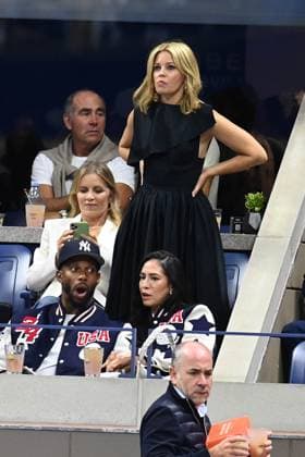 Celebrities spotted on day 11 at The US Open Featuring: Elizabeth Banks, Kim Dickens, Victor Cruz Where: Queens, New York, United States When: 05 Sep 2024 Credit: Sophie Fritz startraksphoto.com EDITORIAL USE ONLY. NOT FOR USE BY NEWSPAPERS BASED IN THE UK. Copyright: xSOPHIExFRITZx instar54098233